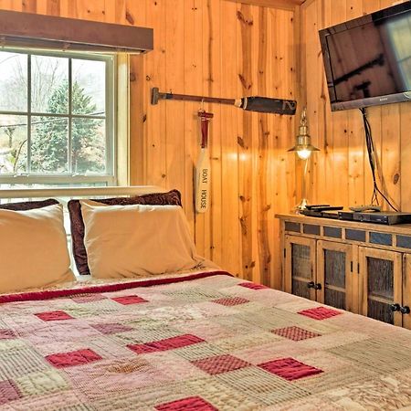 Ferienwohnung The Boat House Creekside Getaway In Hot Springs! Exterior foto